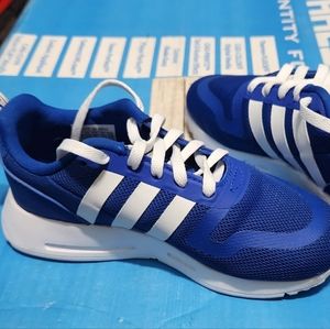 Adidas  Originals kids Multix Sneakers youth boy size 11